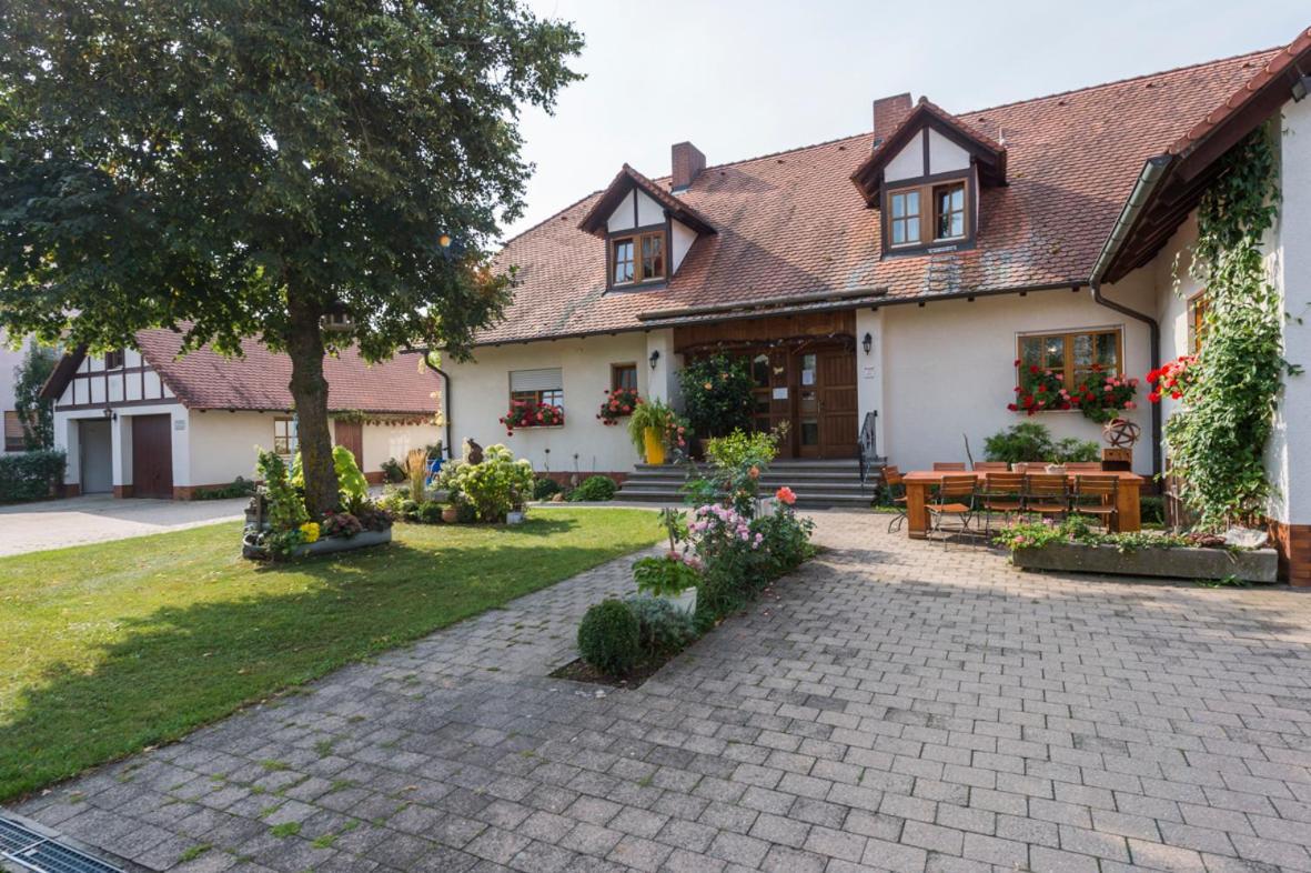 Gasthaus-Pension Hofmann Oberdachstetten Zewnętrze zdjęcie