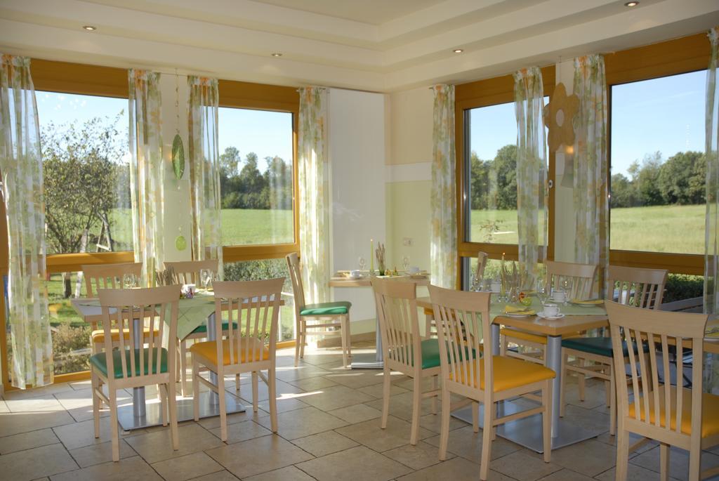 Gasthaus-Pension Hofmann Oberdachstetten Zewnętrze zdjęcie